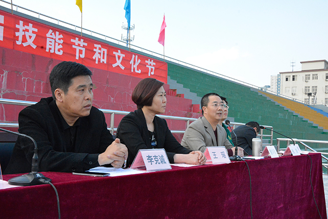 童院长致词.jpg