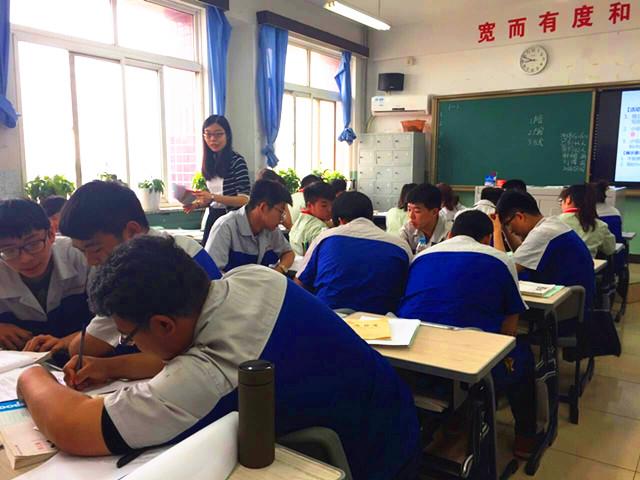 公开课课堂 (2).jpg